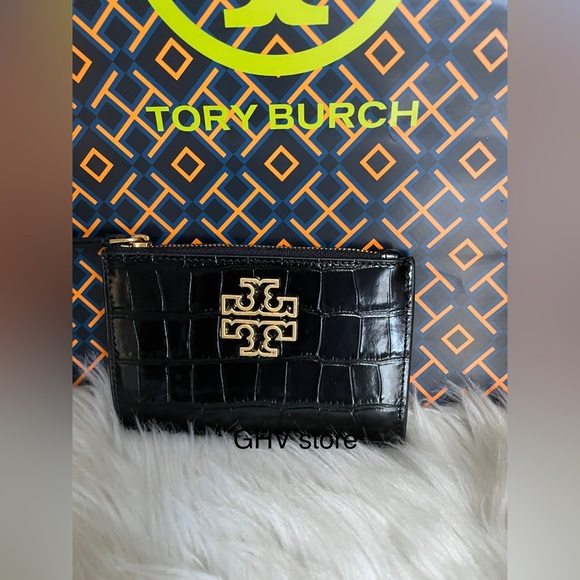 Tory Burch Britten Croc zip card case in Black - Picture 2 of 5